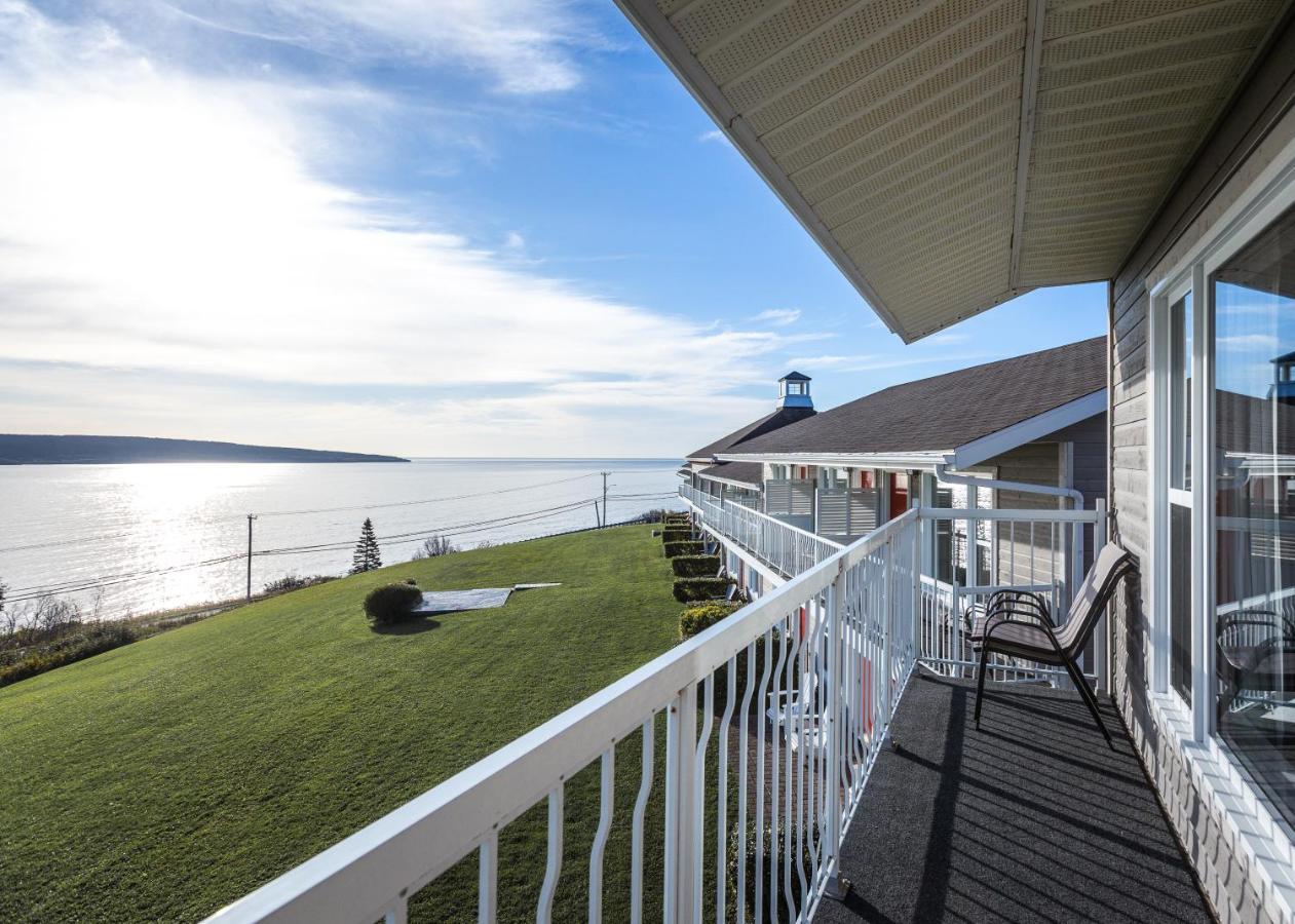 Hotel Le Mirage Perce Exterior photo