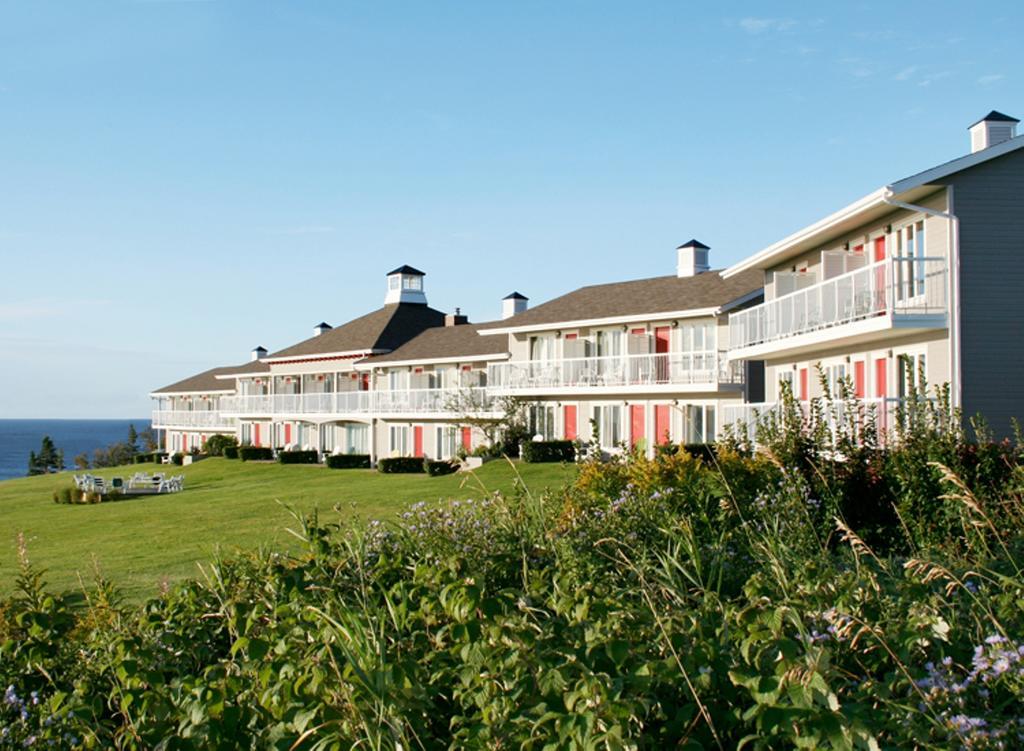 Hotel Le Mirage Perce Exterior photo